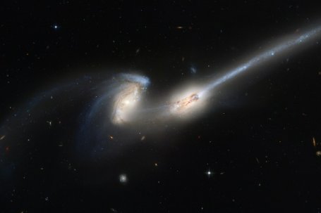 Samensmelting van twee sterrenstelsels. Credit: Hubble Space Telescope
