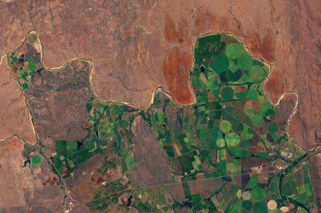 Circular_cultivated_areas_along_Crocodile_River