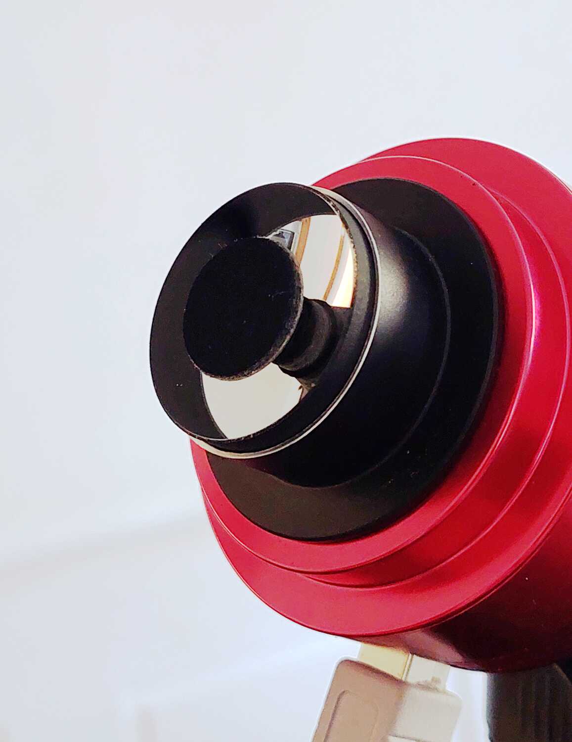 The telescope is much smaller than the CCD housing